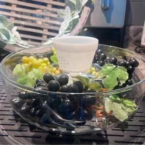 Princess House hand blown heritage chip and dip bowl.